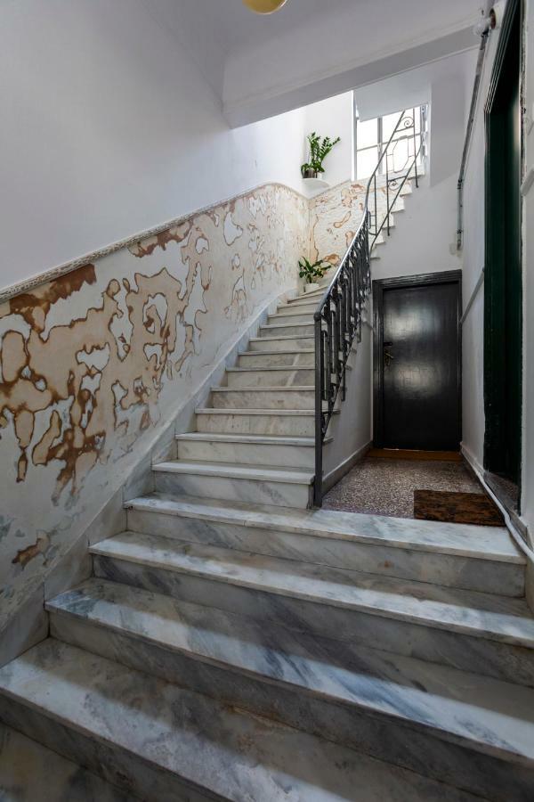 Central 2-Bedroom Apartment With Rooftop Access! Ep9G Athens Exterior photo